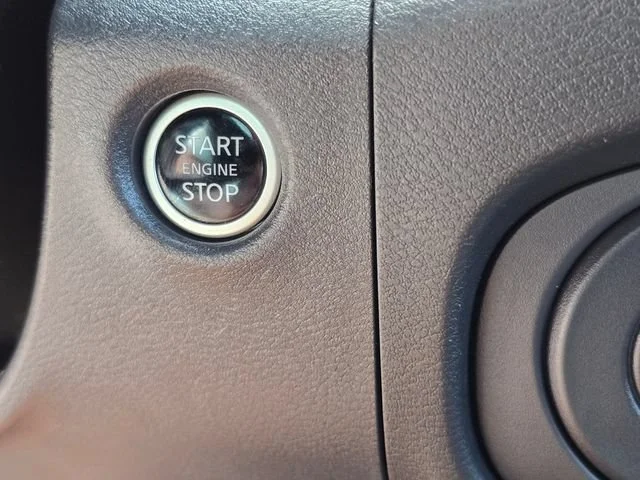 Used 2024 Bluestone Pearl Nissan SL image 29