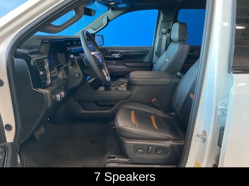 Used 2024 White GMC AT4 image 10