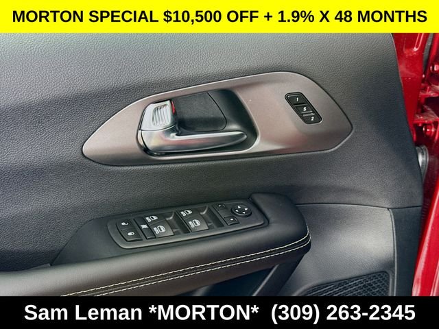 2026 Chrysler Pacifica Select - Photo 17