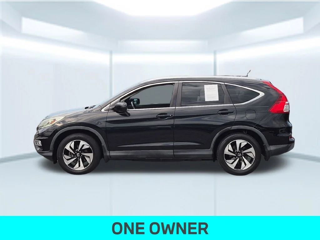 Used 2016 Black Honda Touring image 2