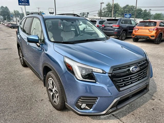 Used 2023 Blue Subaru Premium image 11