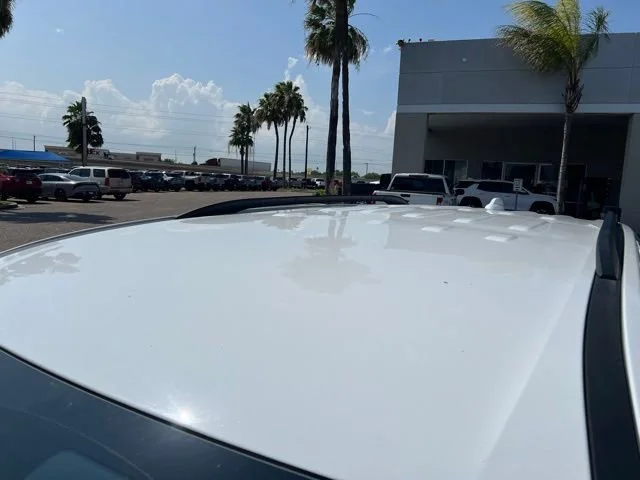 Used 2025 Summit White Chevrolet LT image 7