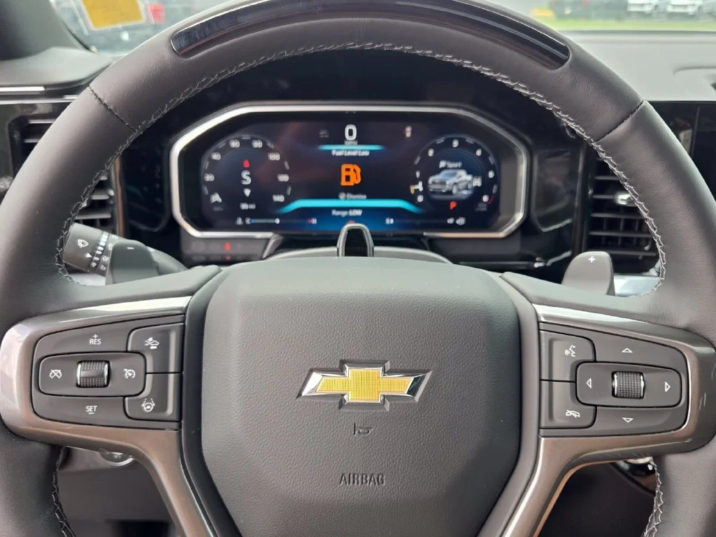 Used 2026 White Sands Chevrolet High Country image 25