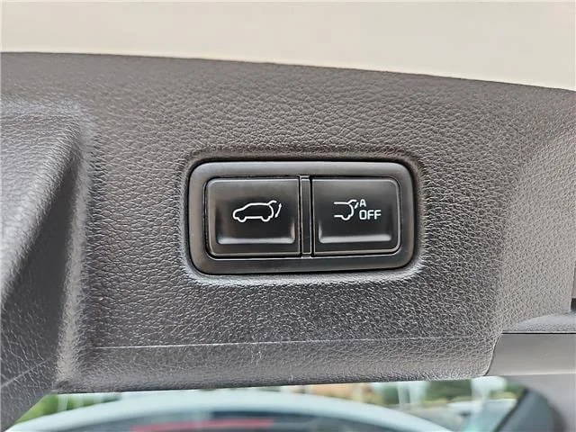 Used 2024 White KIA SX-Prestige X-Line All-Wheel Drive image 9