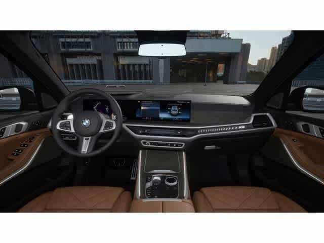 Used 2026 Skyscraper Grey Metallic BMW sDrive40i image 10