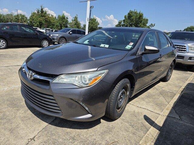 Used 2016 Predawn Gray Mica Toyota LE image 1
