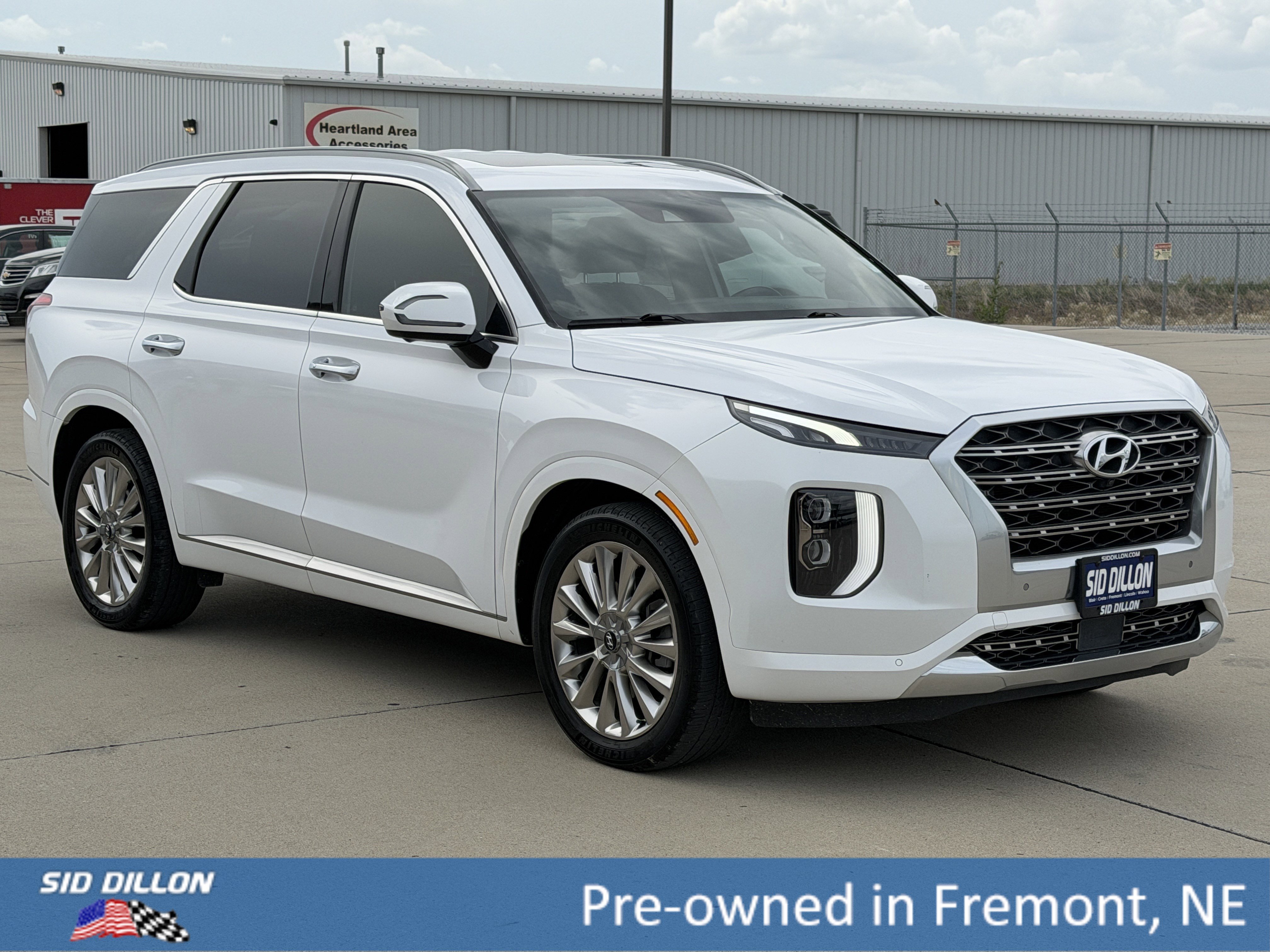 Used 2020 Hyper White Hyundai Limited image 2