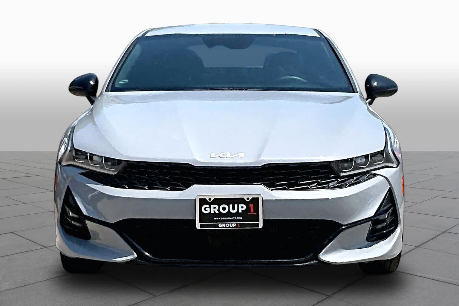 Used 2024 Wolf Gray Kia GT-Line image 4