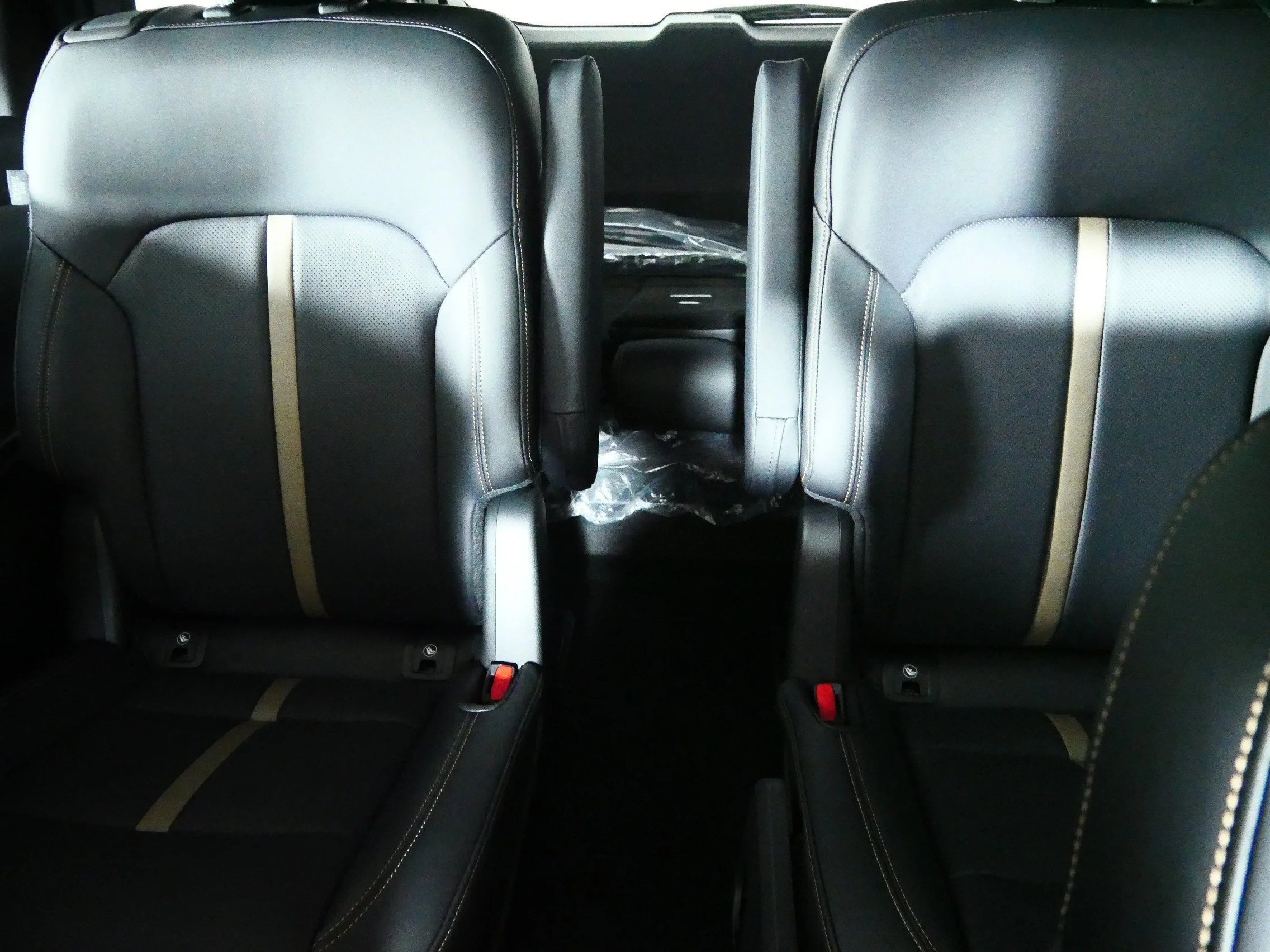 New 2026 Machine Gray Metallic Mazda Premium Plus image 3