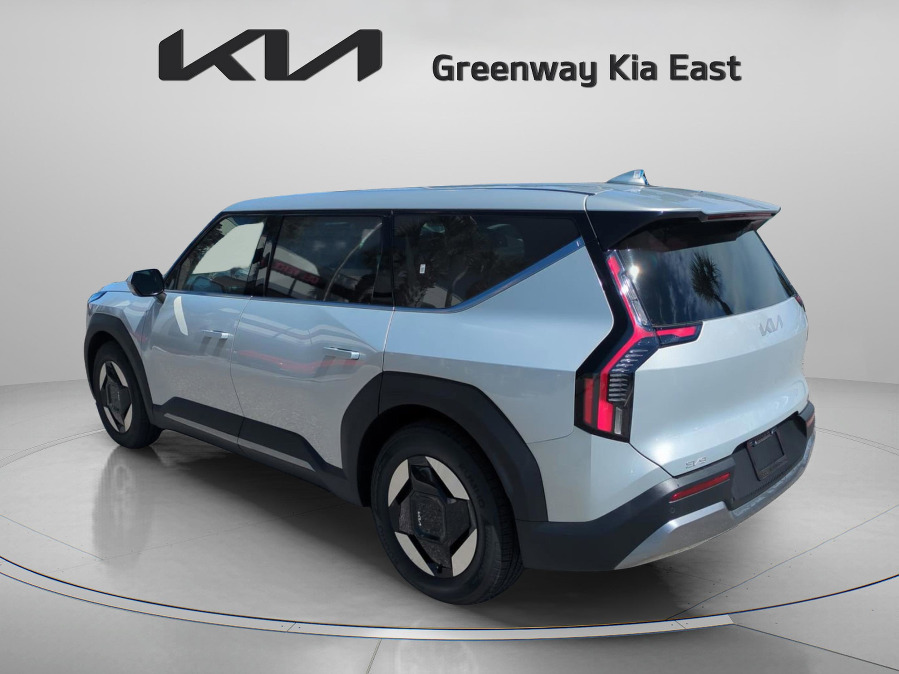 2026 Kia EV9 Light - Photo 7