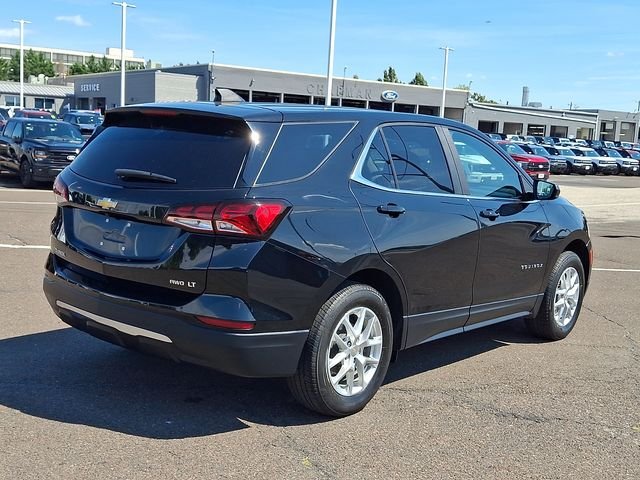 Certified Used 2022 Mosaic Black Metallic Chevrolet LT image 6