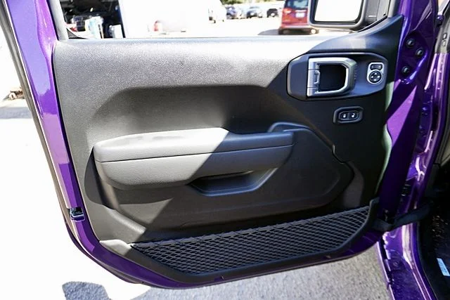 New 2026 Reign Jeep Sport S image 25