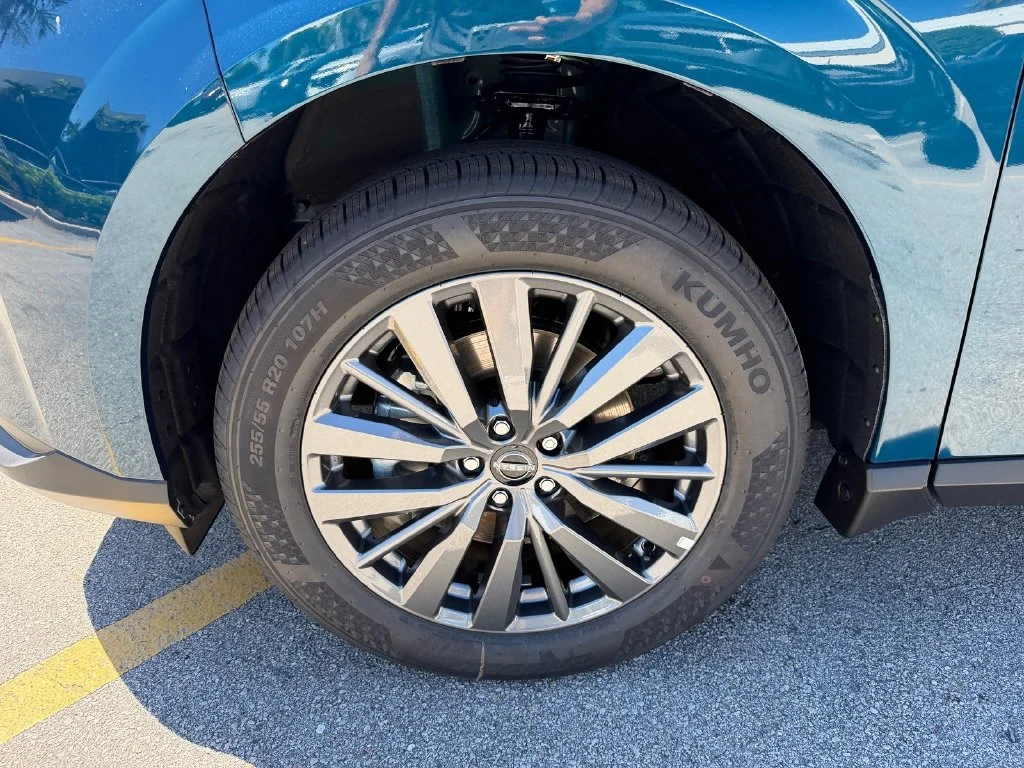 New 2027 Blue Nissan SV image 9