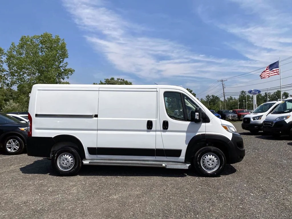 Used 2025 Bright White Clearcoat Ram  image 2