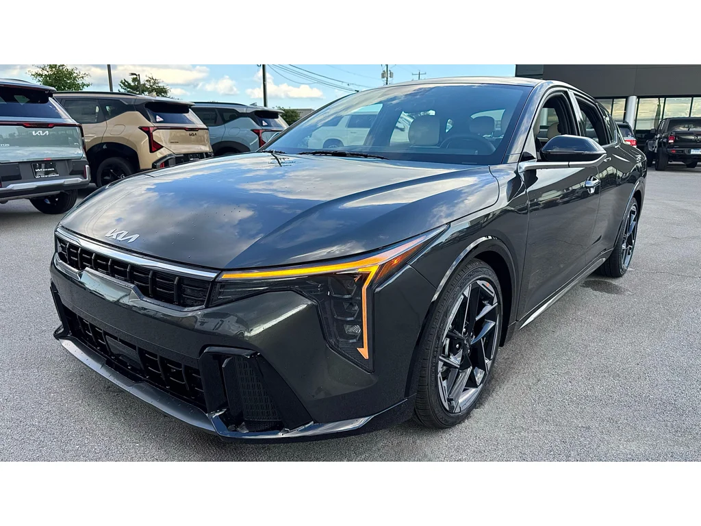 New 2026 Gry Kia GT-Line image 31