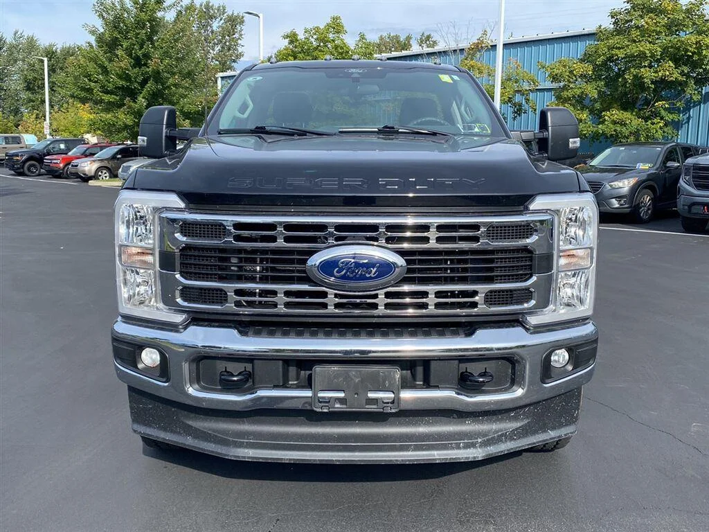Used 2024 Agate Black Ford XLT image 5