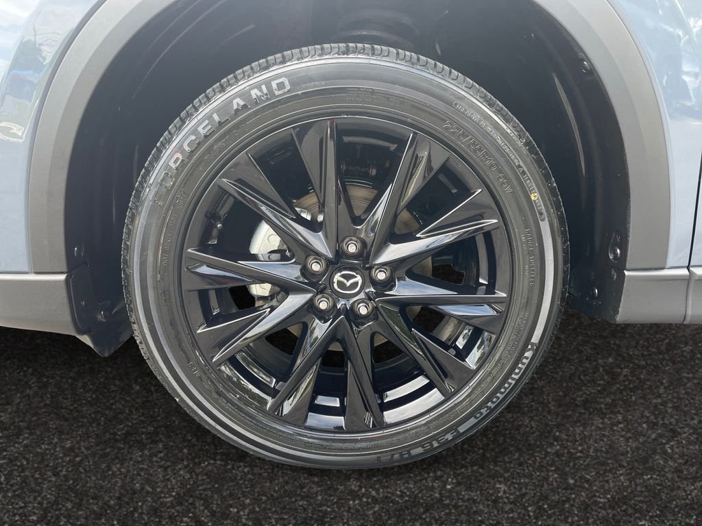 Used 2025 Gray Metallic Mazda 2.5 S Carbon Edition image 13