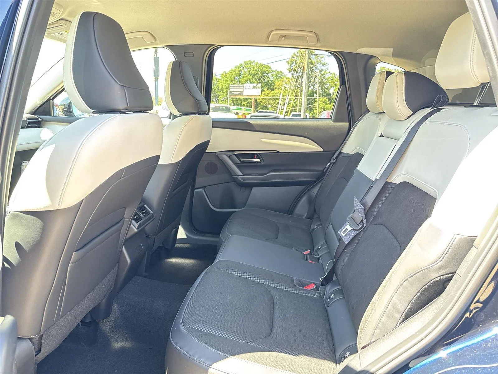 New 2026 Navy Blue Mica Mazda 2.5 S Preferred image 22