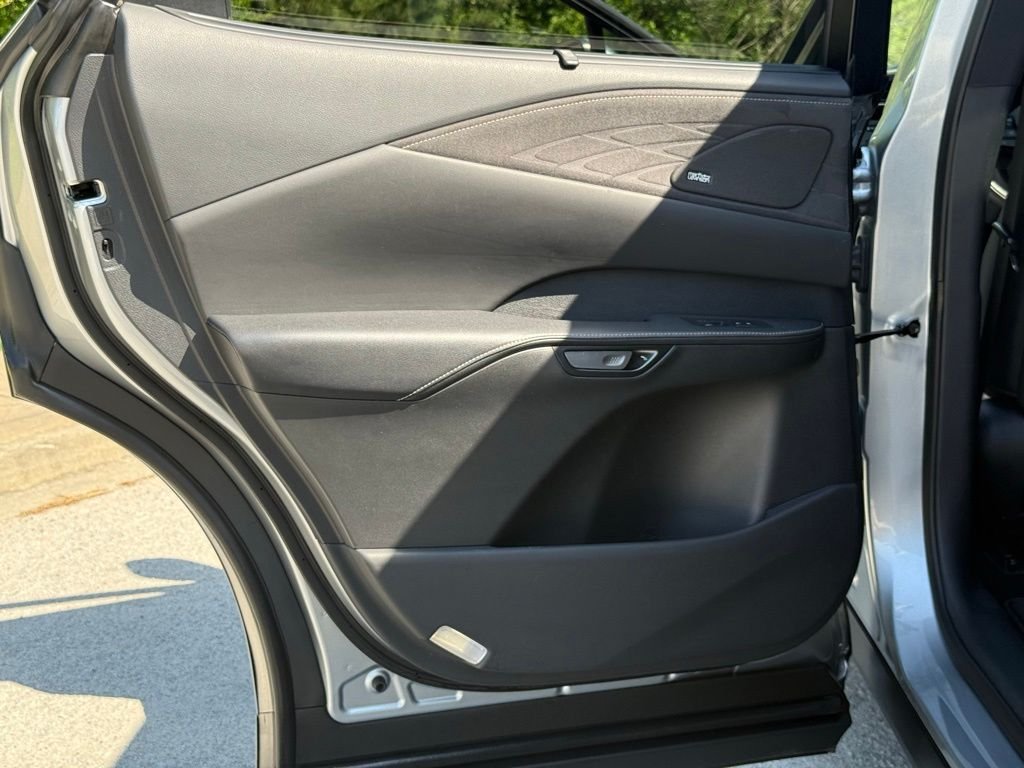 Used 2023 Silver Lexus 350 Luxury image 25