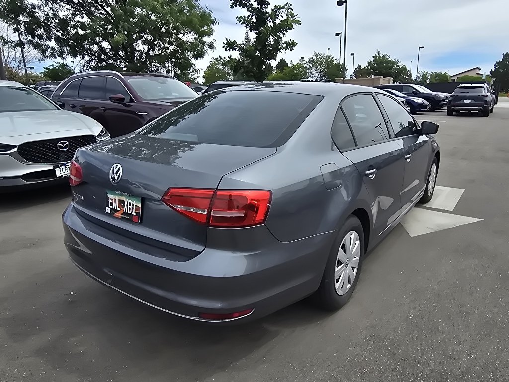 Used 2015 Platinum Gray Metallic Volkswagen 2.0L S image 15
