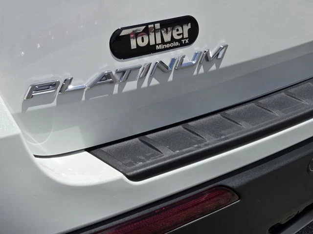 New 2026 Star White Metallic Tri-Coat Ford Platinum™ image 8