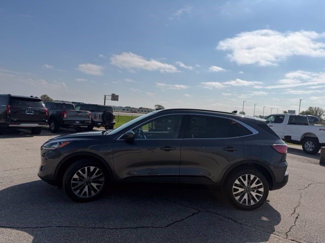 Used 2020 Magnetic Ford Titanium image 4