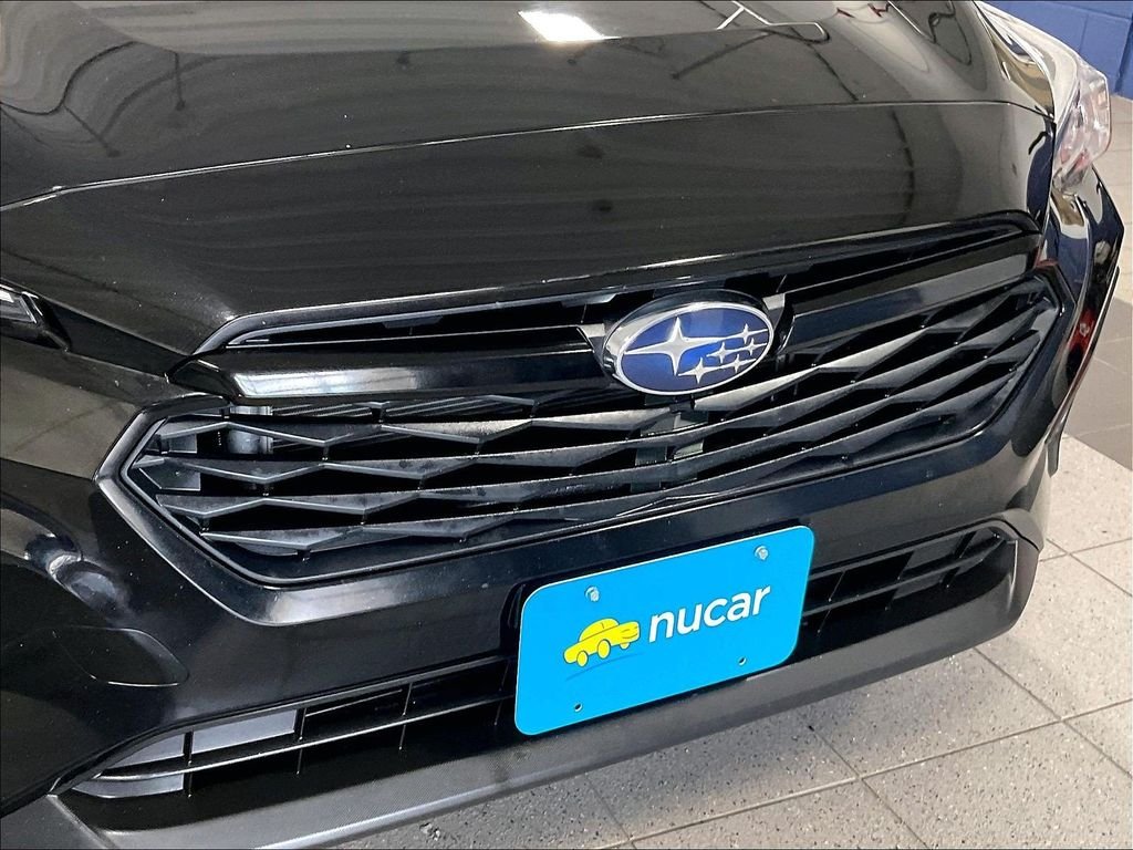 Used 2024 Black Subaru Base image 31