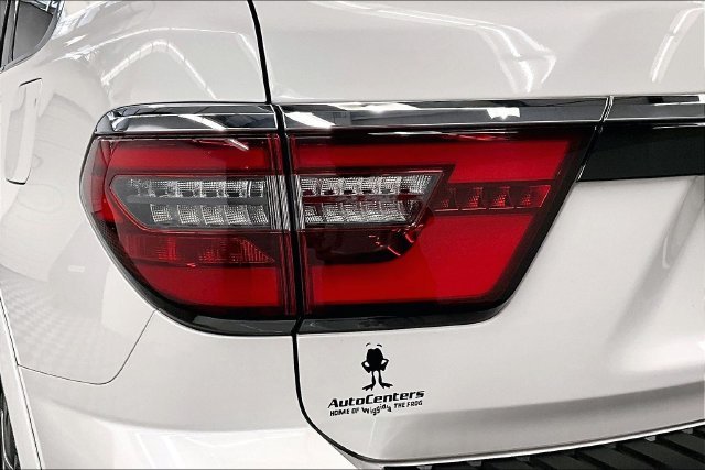 Used 2021 Aspen White Tricoat Nissan Platinum image 37