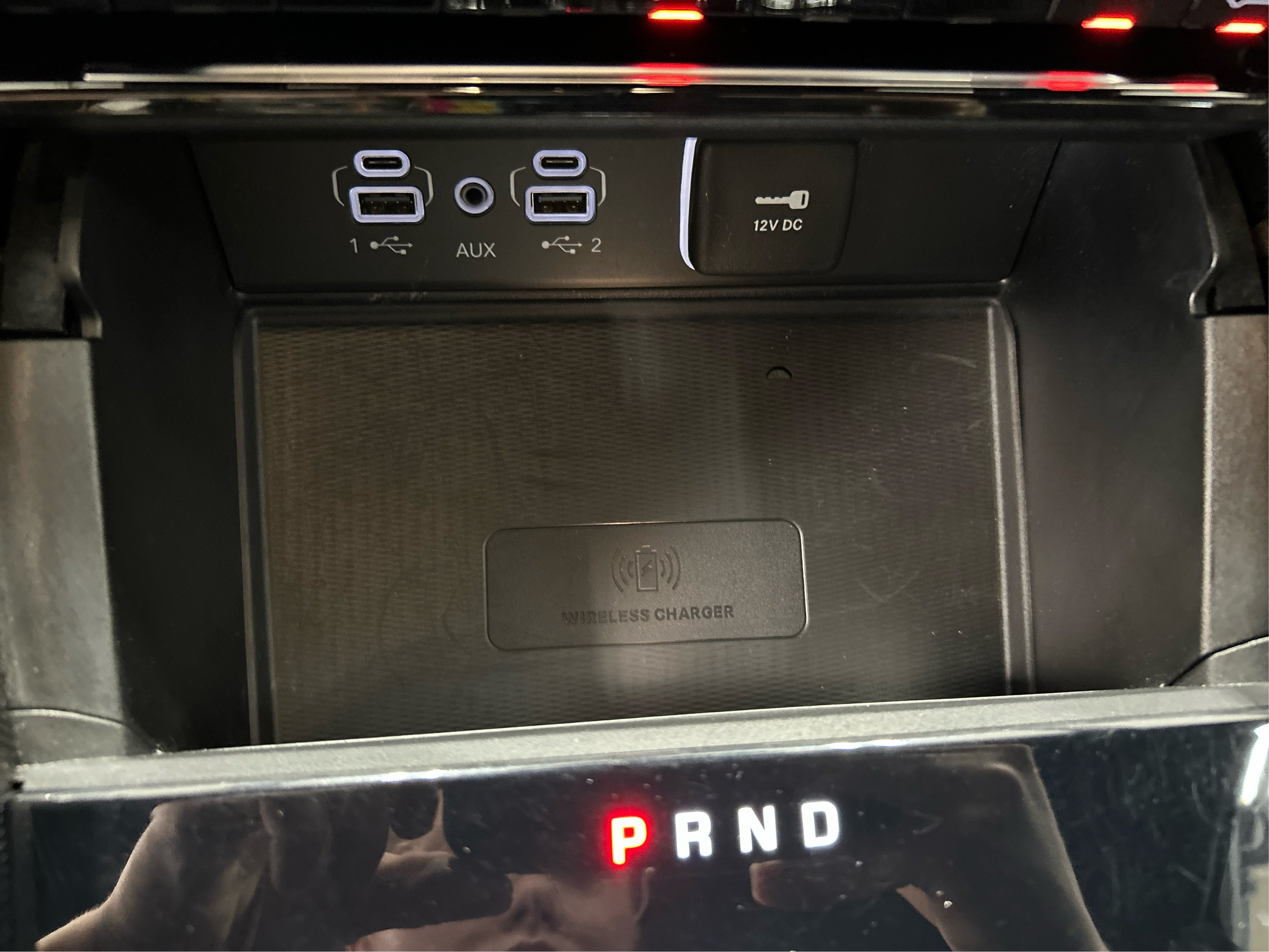Used 2024 Gray Jeep Altitude image 35