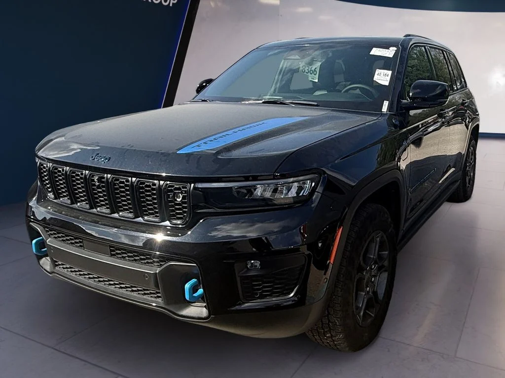 Used 2024 Black Jeep Trailhawk 4xe image 2