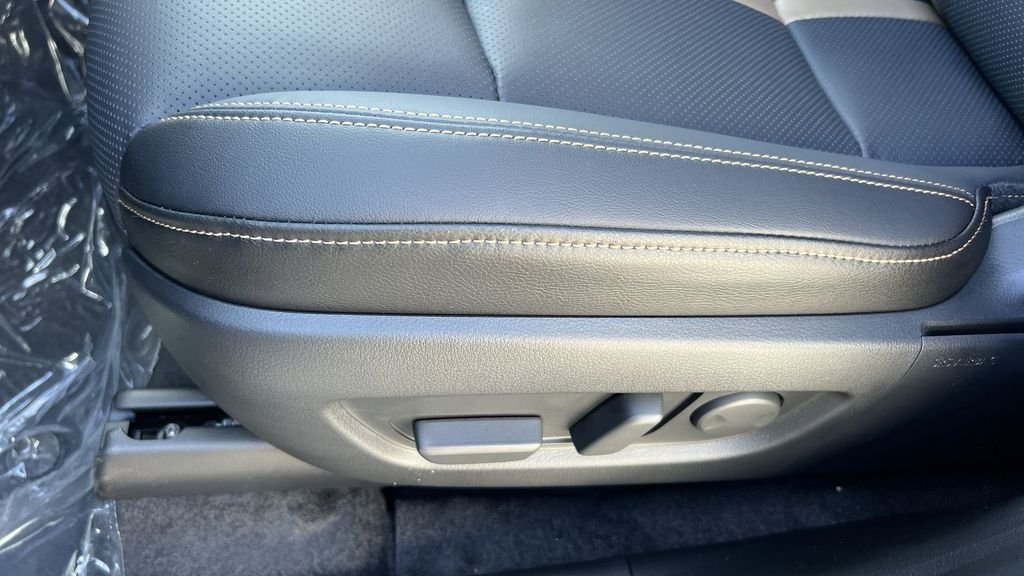 2025 Mazda CX-90 Premium Package - Photo 41