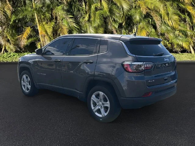 Used 2023 Gray Jeep Sport image 7