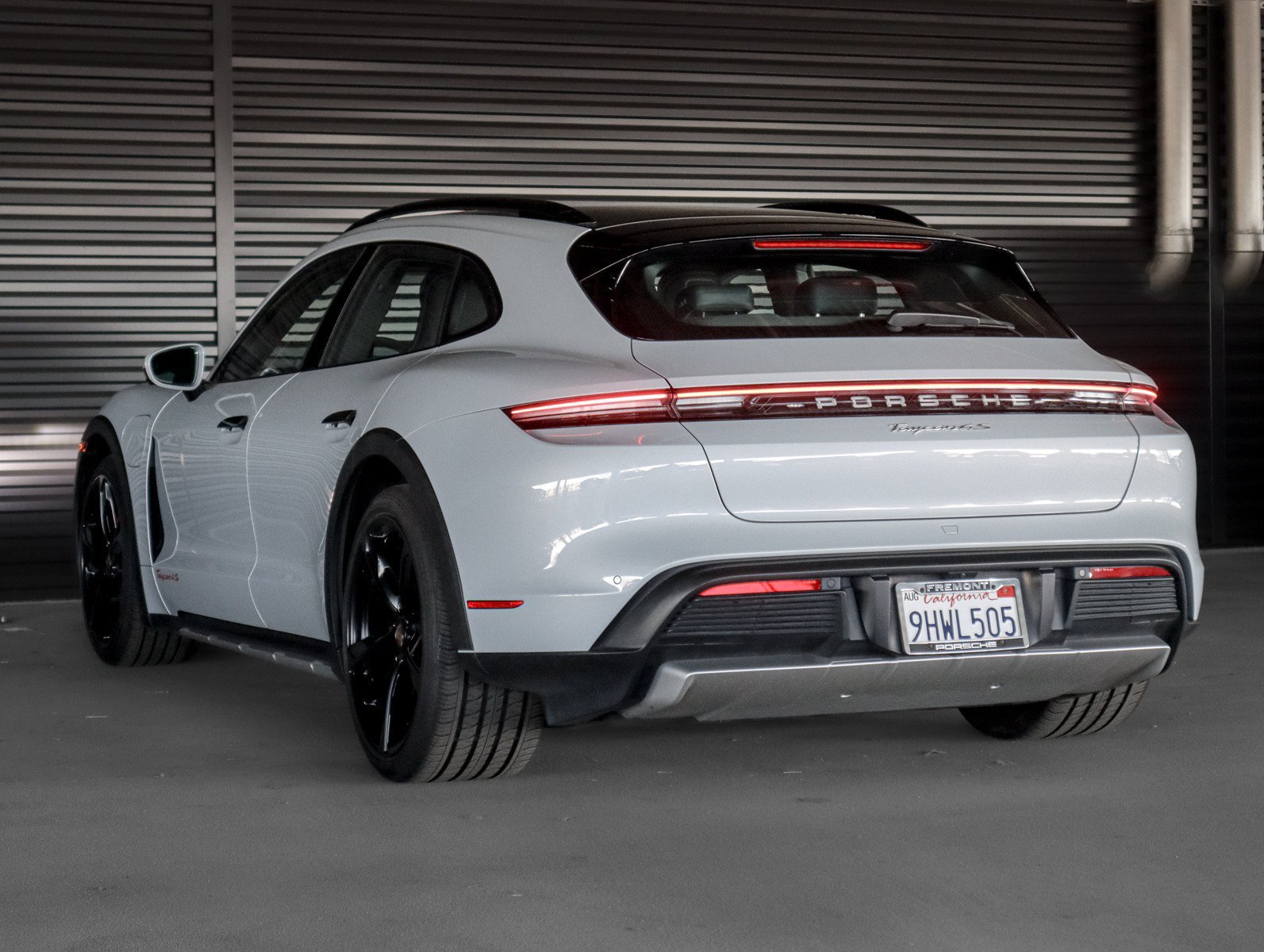 Certified Used 2023 Ice Grey Metallic Porsche 4S image 3