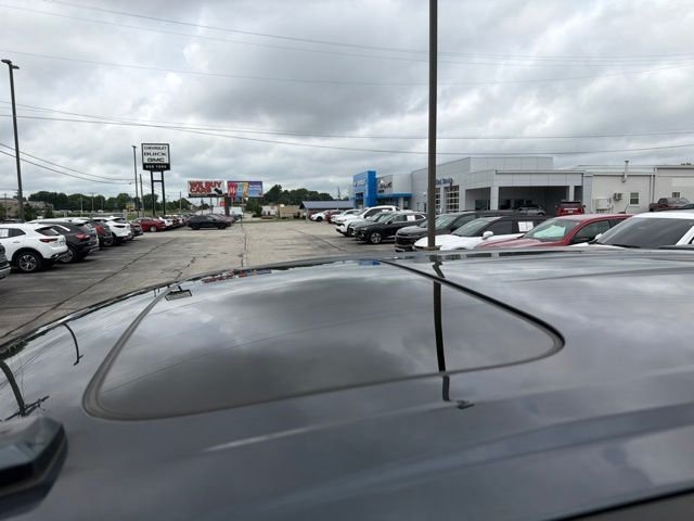 Used 2021 Blue GMC AT4 image 12