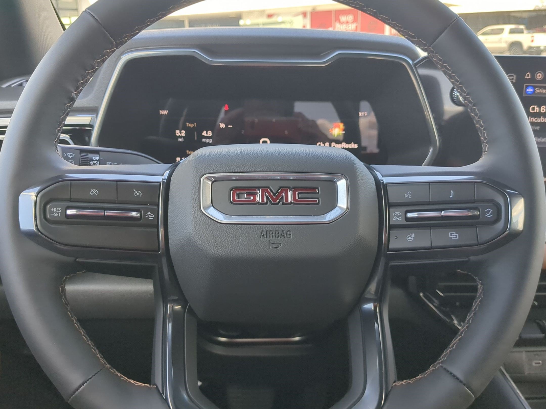 2026 GMC Canyon AT4 - Photo 15