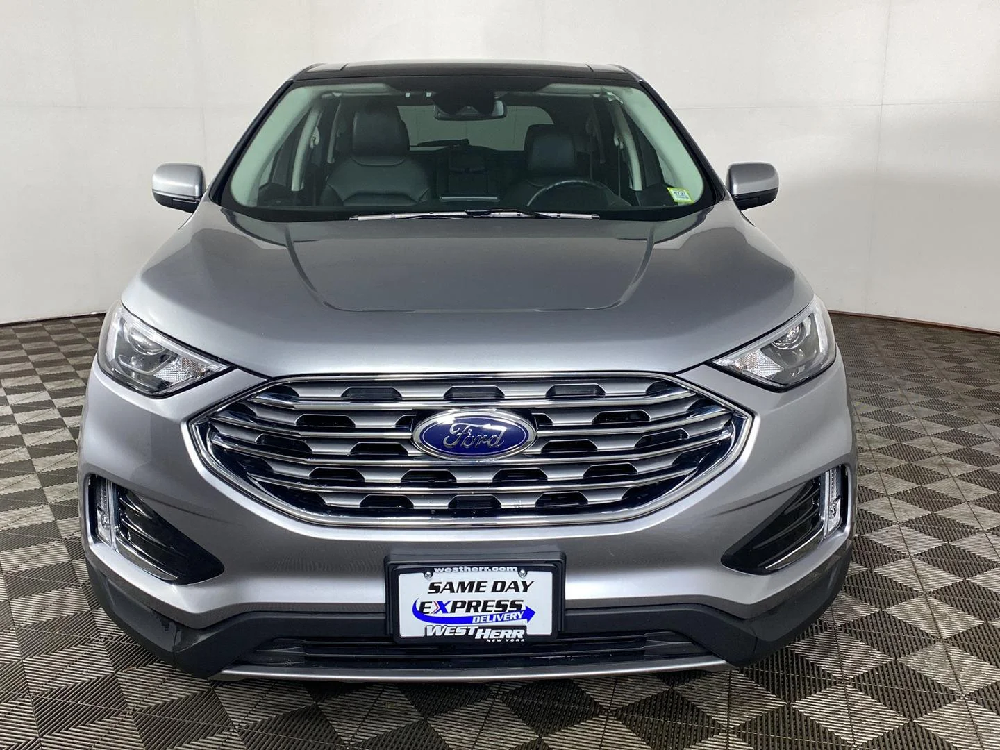 Used 2022 Iconic Silver Ford SEL image 24