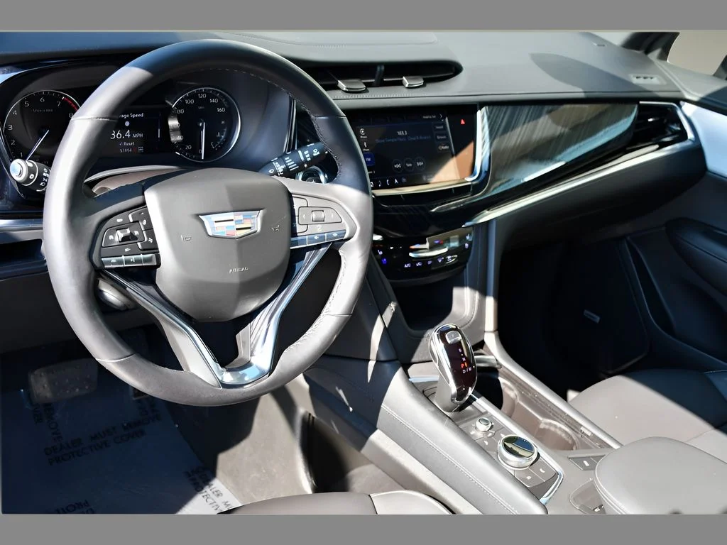Used 2024 Argent Silver Metallic Cadillac Premium Luxury image 13