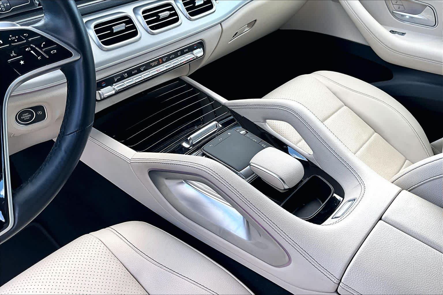 Used 2025 Polar White Mercedes-Benz GLE 350 image 17
