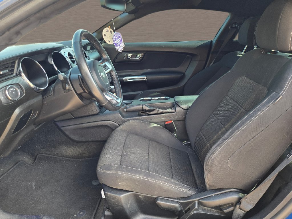 Used 2017 Blue Ford V6 image 14