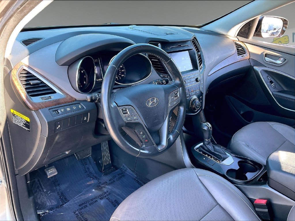 Used 2018 Mineral Gray Hyundai 2.0T image 7