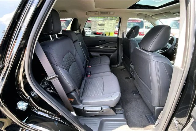 New 2026 Nissan Pathfinder SV 4D Sport Utility