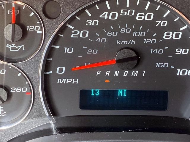 Used 2025 White GMC Work Van image 32