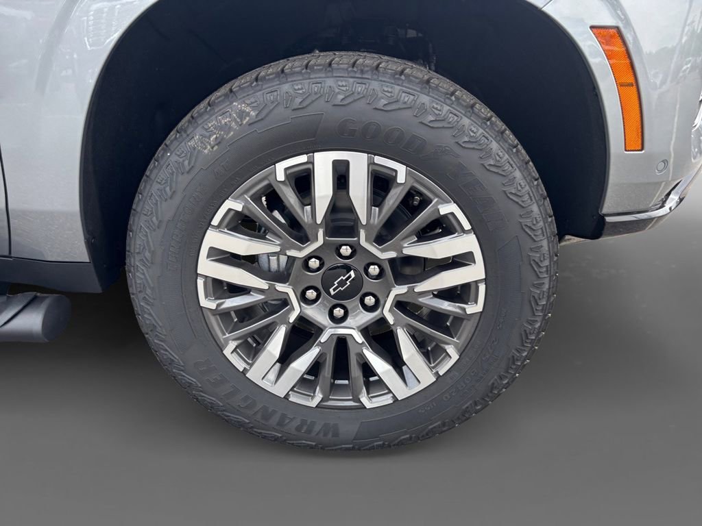New 2026 Sterling Gray Metallic Chevrolet Z71 image 16