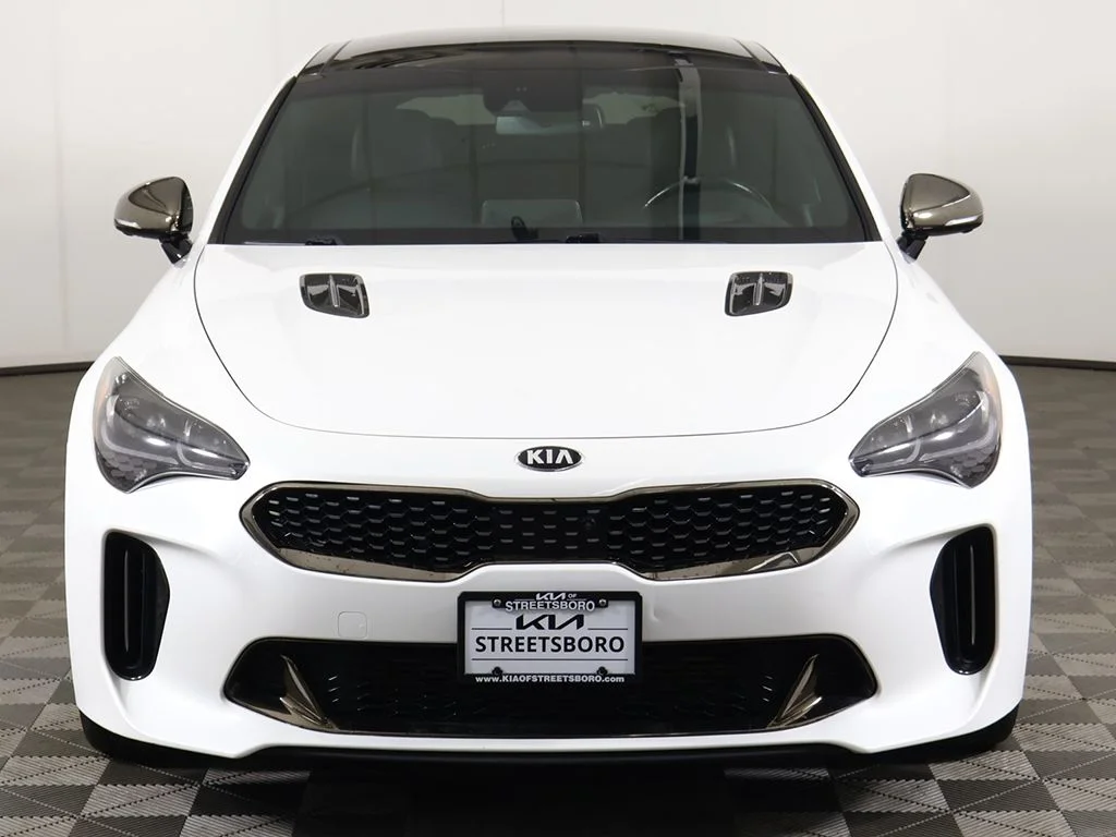 Used 2019 White Kia GT2 image 17