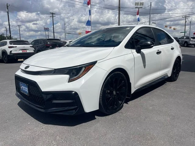 Used 2021 White Toyota SE Nightshade image 3