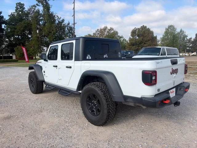Used 2021 White Jeep Mojave image 9