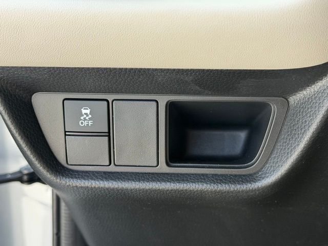 Used 2023 Gray Honda LX image 25