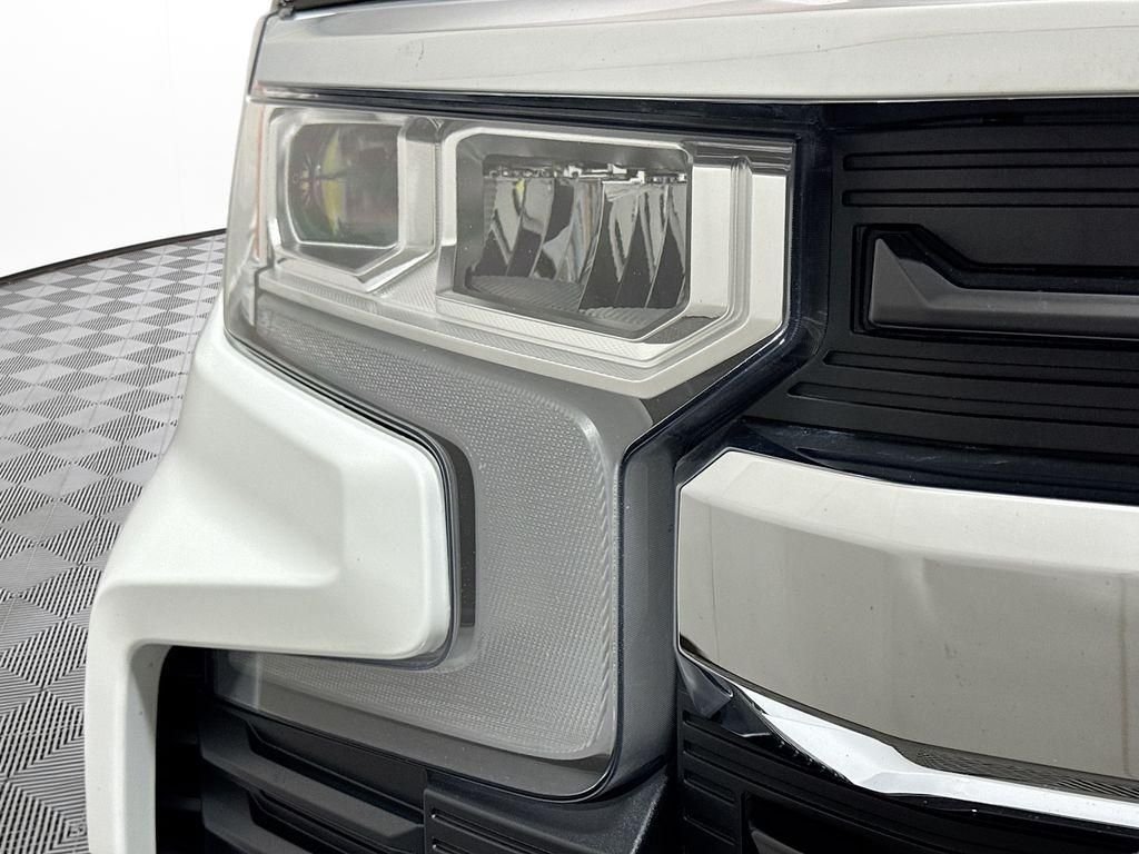 Used 2024 White Chevrolet LT image 22