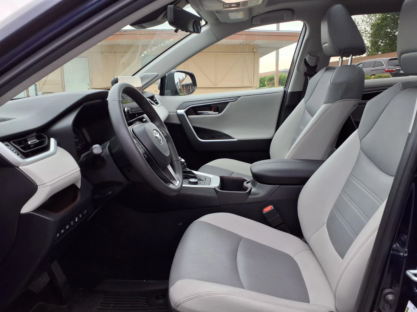 Used 2023 Blueprint Toyota Hybrid Limited image 23