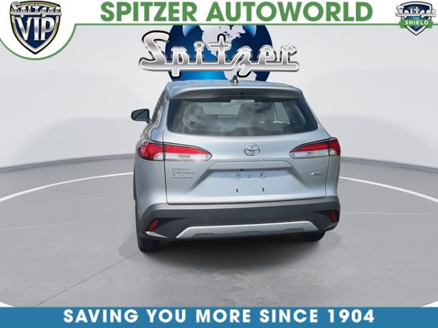 2022 Toyota Corolla Cross L - Photo 8